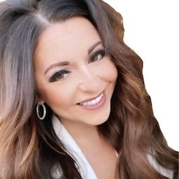 photo of Kristen Suarez