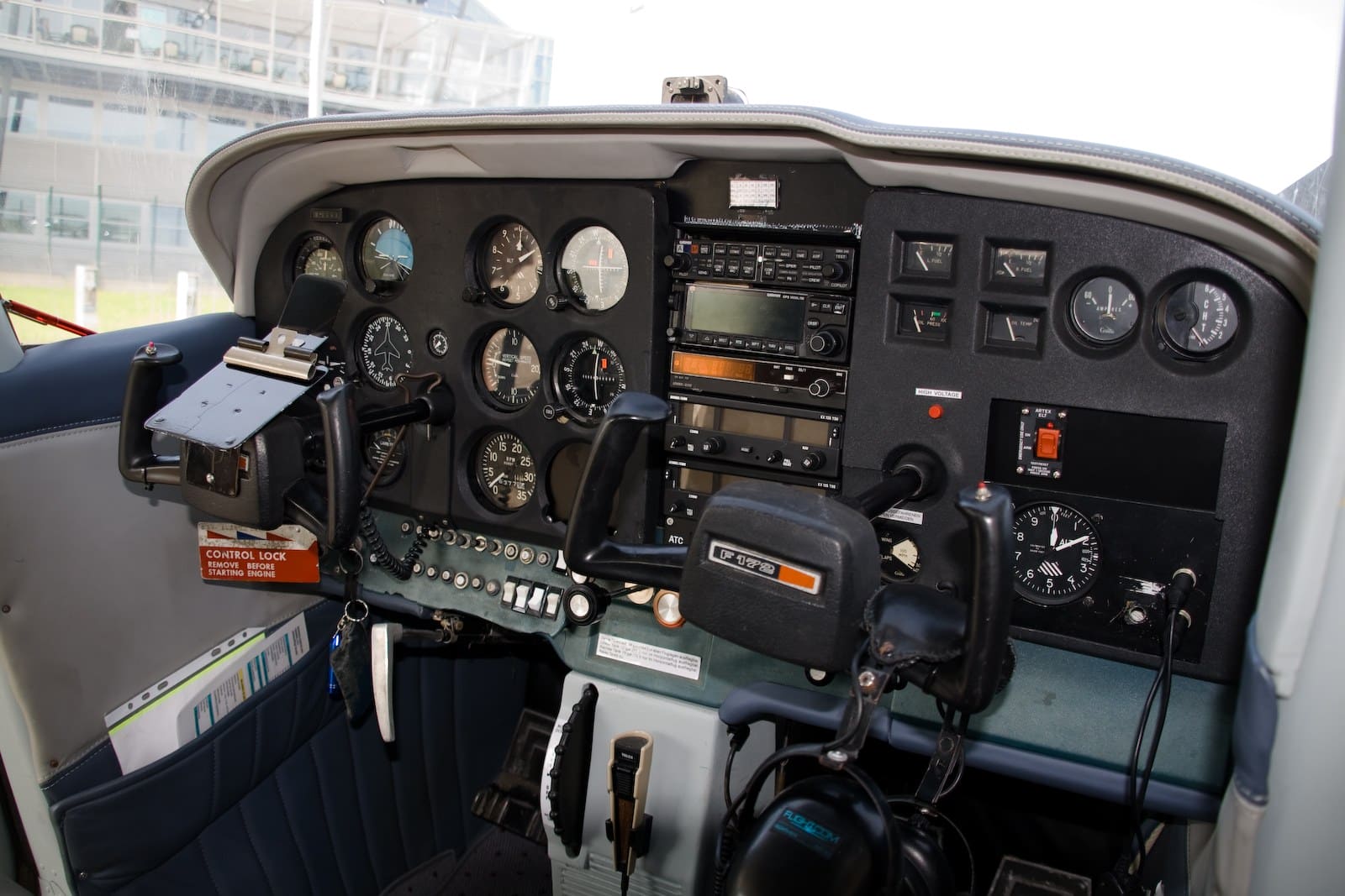 Cessna F172 cockpit with dual controls and instrument panel